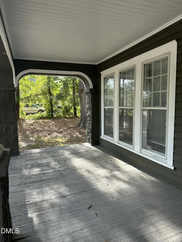 Property Photo:  309 E Horton Street  NC 27597 