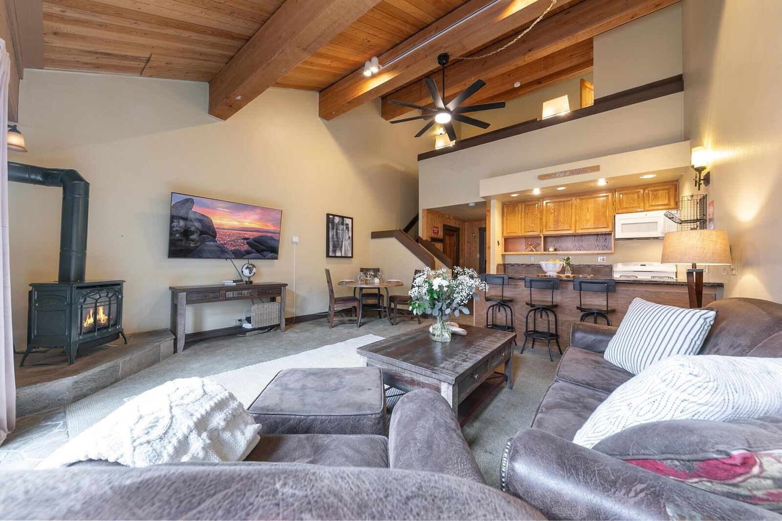 Property Photo: 2000 North Village Drive 317 CA 96161