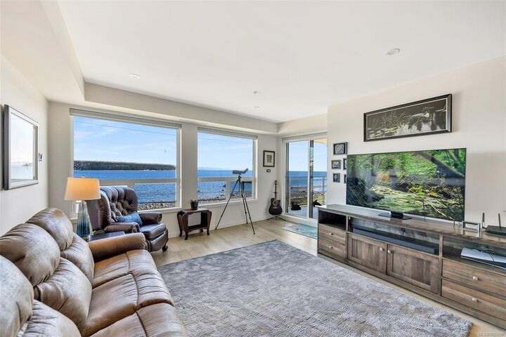 Property Photo: 536 Island Hwy #302 BC V9W 1A5