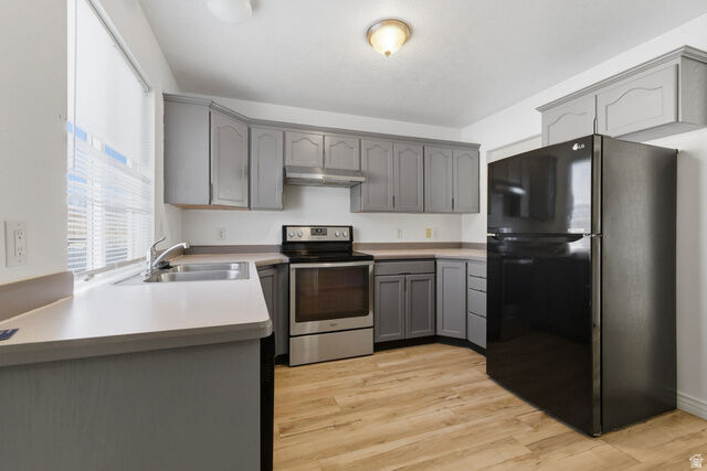 Property Photo:  977 E 100 S  UT 84651 