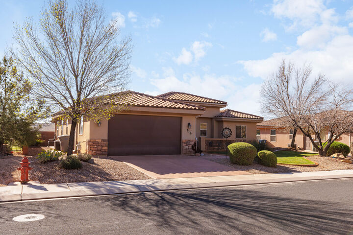 Property Photo:  918 N Ocotillo Dr  UT 84780 