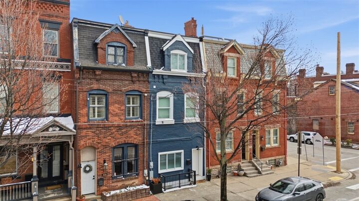 Property Photo:  804 Cedar Ave  PA 15212 