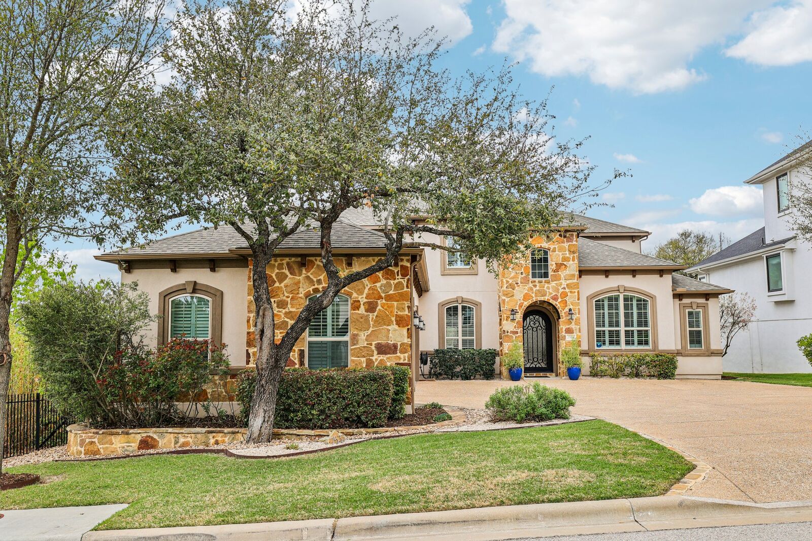 Property Photo:  2533 Livenza Place  TX 78641 