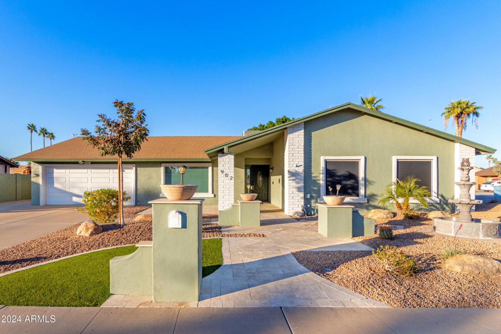 Property Photo:  902 W Curry Street  AZ 85225 