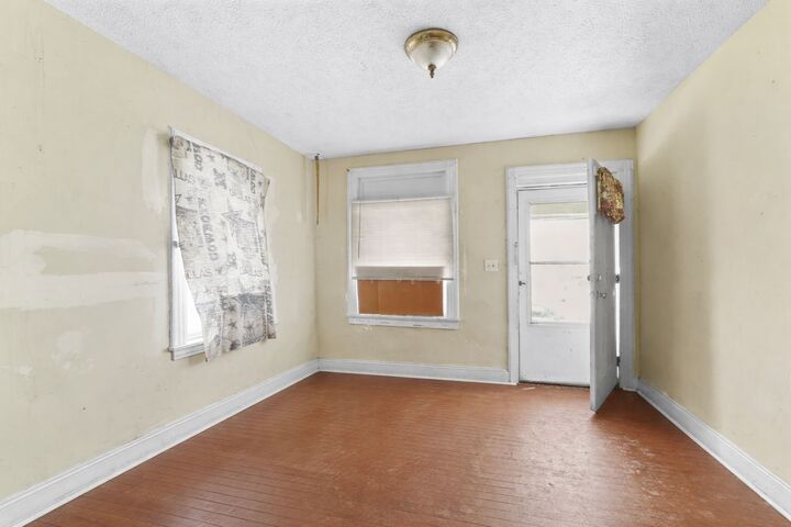 Property Photo:  20 Stuyvesant Street  NY 13901 