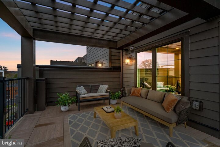 Property Photo: 2605 Fall Line Street VA 22301