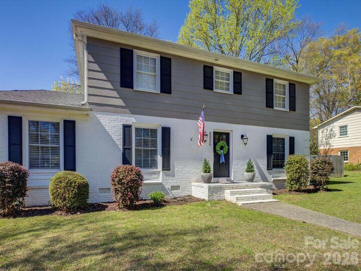 Property Photo: 6526 Wheeler Drive NC 28211