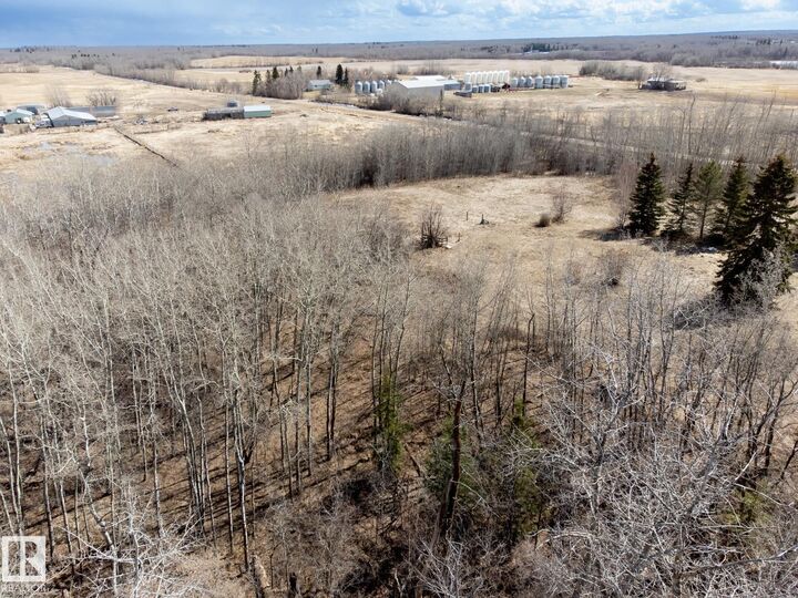 Property Photo:  23246 Twp  Rd 521A  AB T8B 1G8 