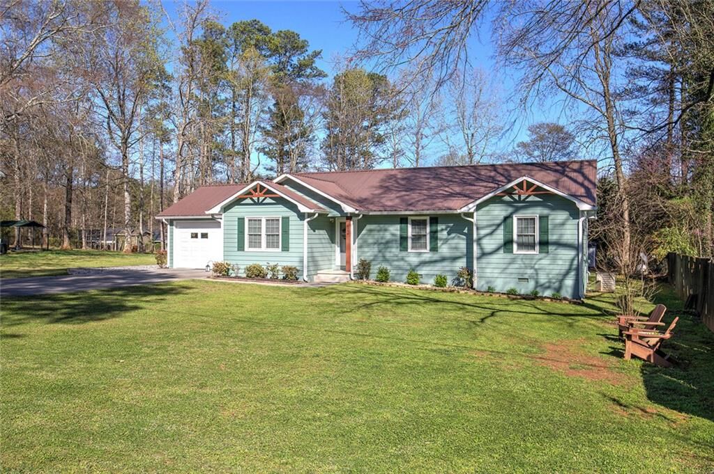 Property Photo:  12 Wooddale Drive SW  GA 30120 