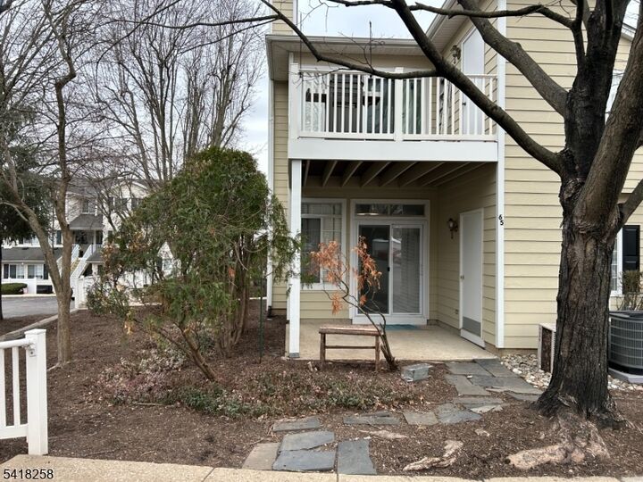 Property Photo:  65 Wentworth Road  NJ 07921 