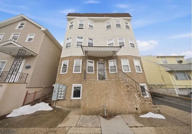 Property Photo:  437 Elm St 1L  NJ 07032 