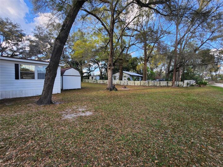 Property Photo:  6091 SE 114th Street Road  FL 34420 