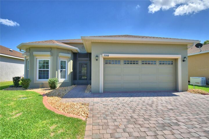 Property Photo: 2350 Salzburg Loop FL 33884