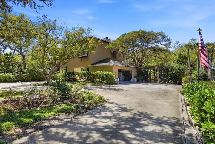 Property Photo: 10785 Danielle Drive FL 33774