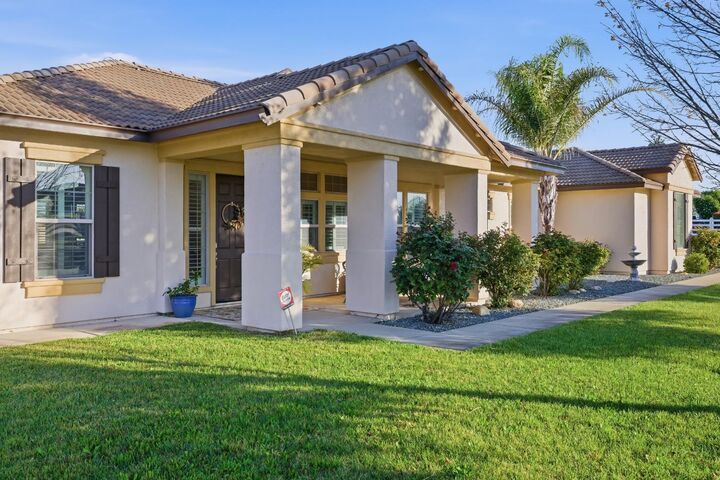 Property Photo: 9240 Stablegate Road CA 95693