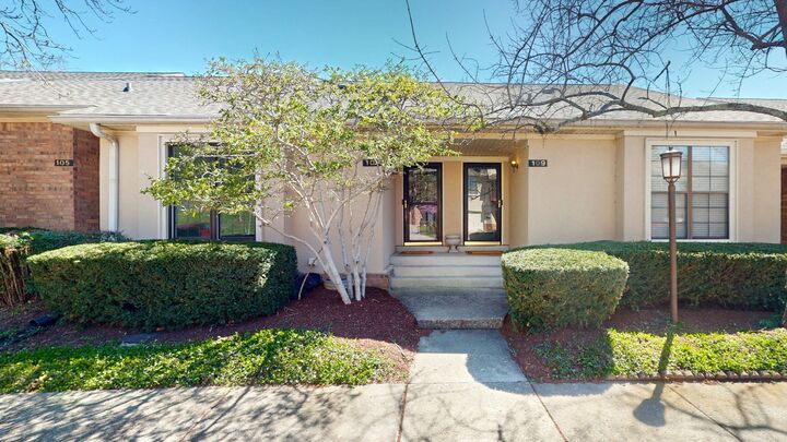 Property Photo:  107 Villa View Ct  TN 37027 