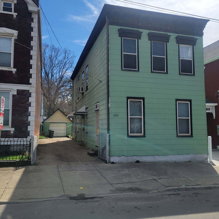 Property Photo:  512 W 12th Street  KY 41071 