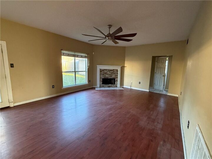 Property Photo:  5542 Sandlewood Court  LA 70460 