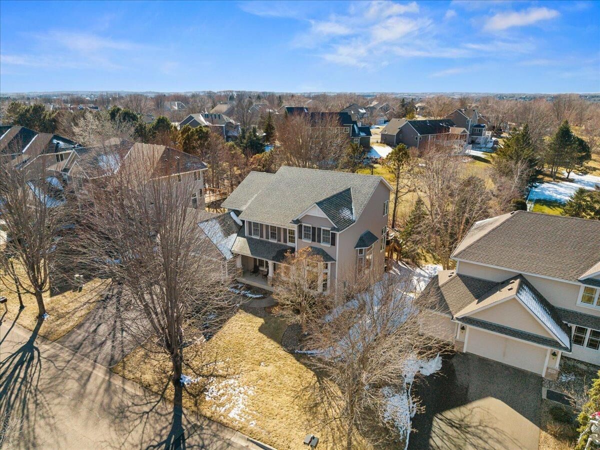Property Photo: 10592 Hawthorn Trail MN 55129