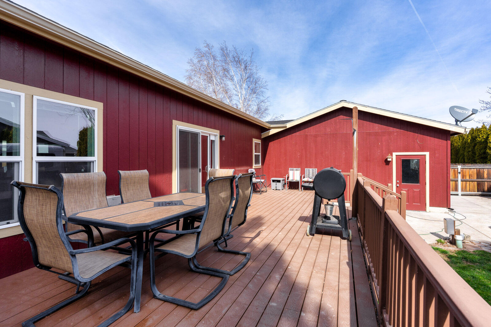 Property Photo: 658 NE Shoshone Drive OR 97756