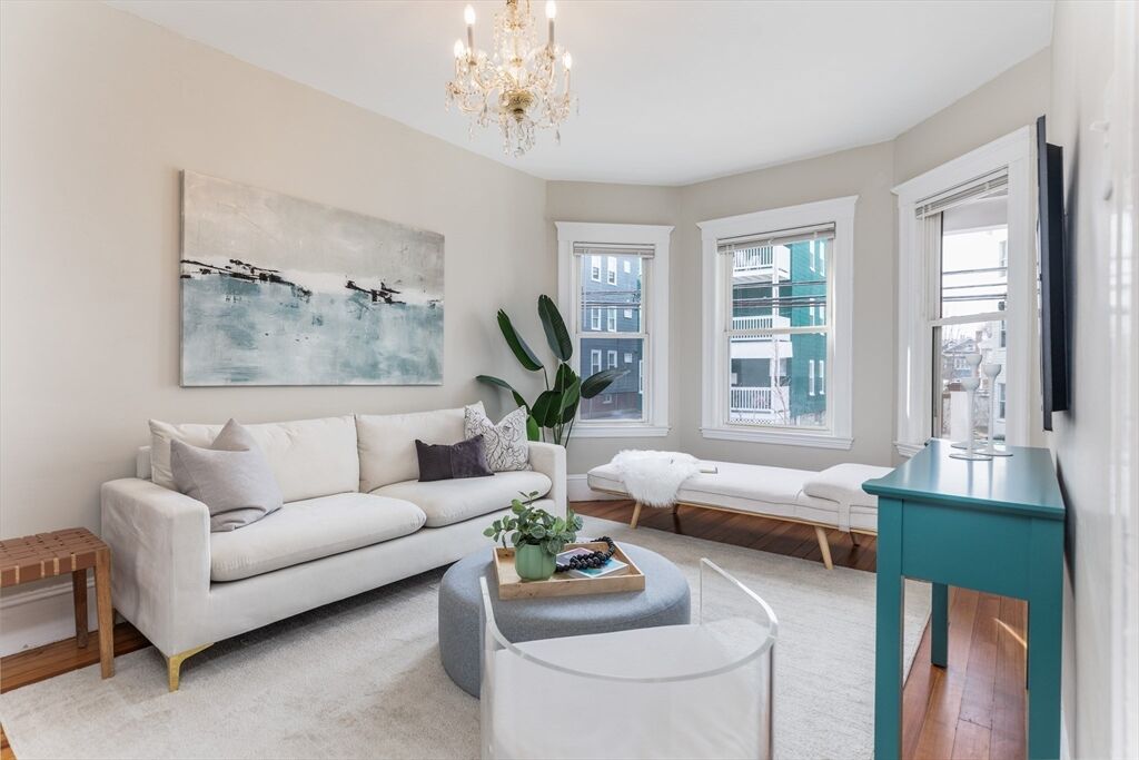 Property Photo:  83 Conwell Ave 1  MA 02144 