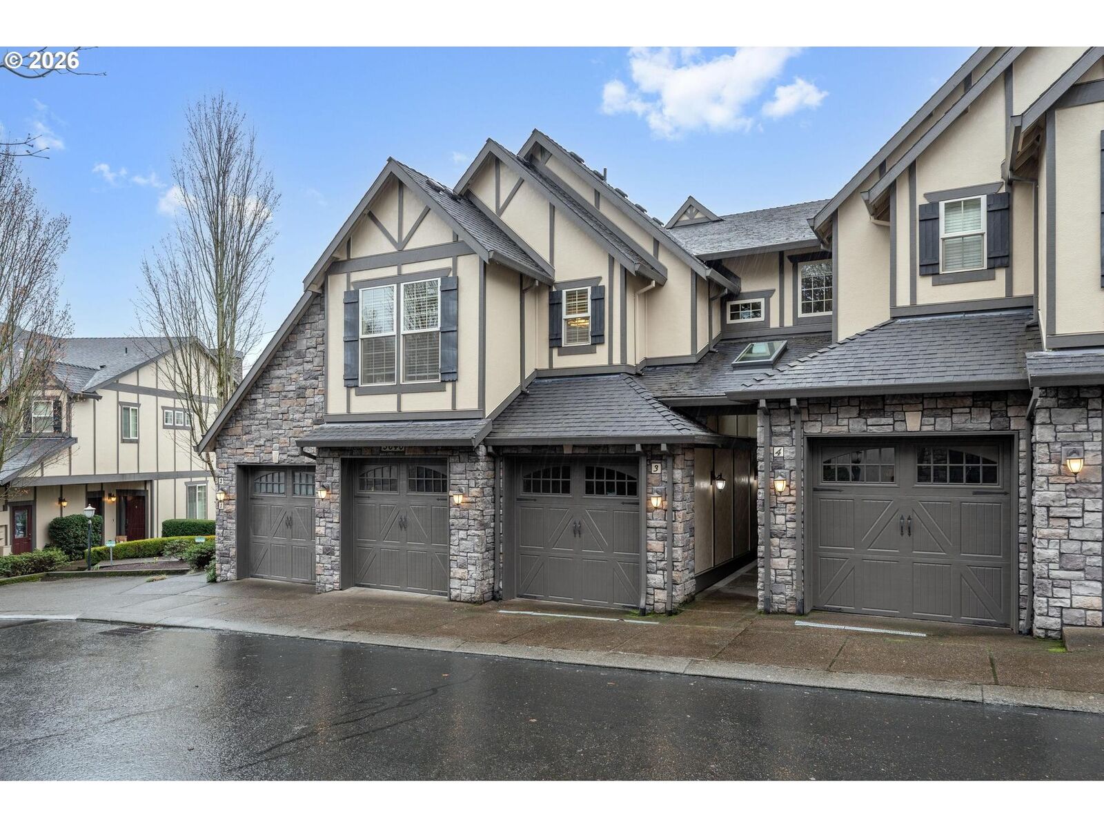 Property Photo:  3640 SW Baird St 3  OR 97219 