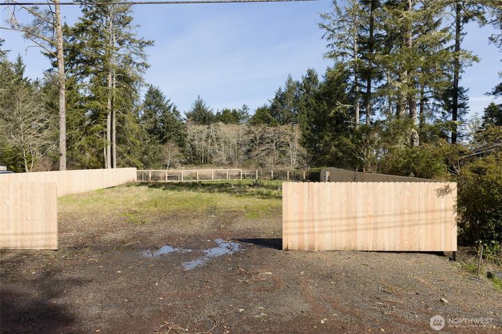 Property Photo:  300 E Rain Street NE  WA 98569 