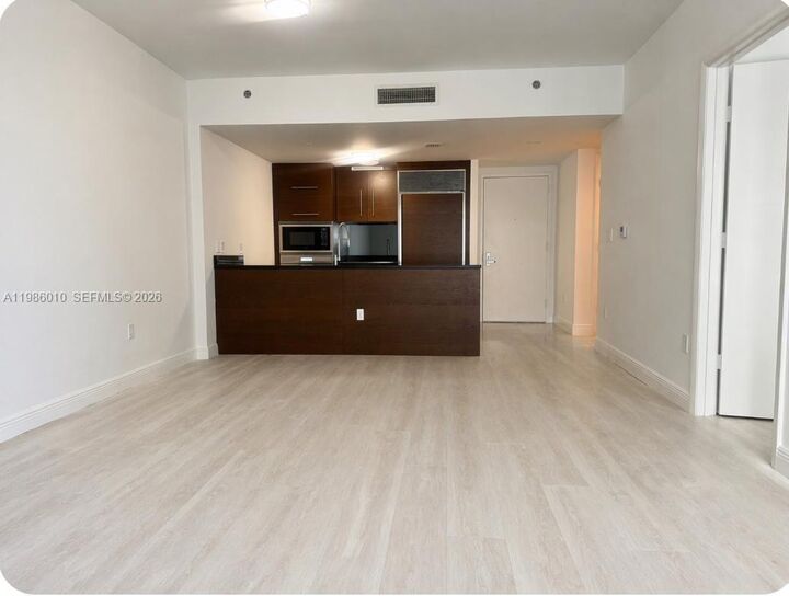 Property Photo:  475 Brickell Ave 1711  FL 33131 