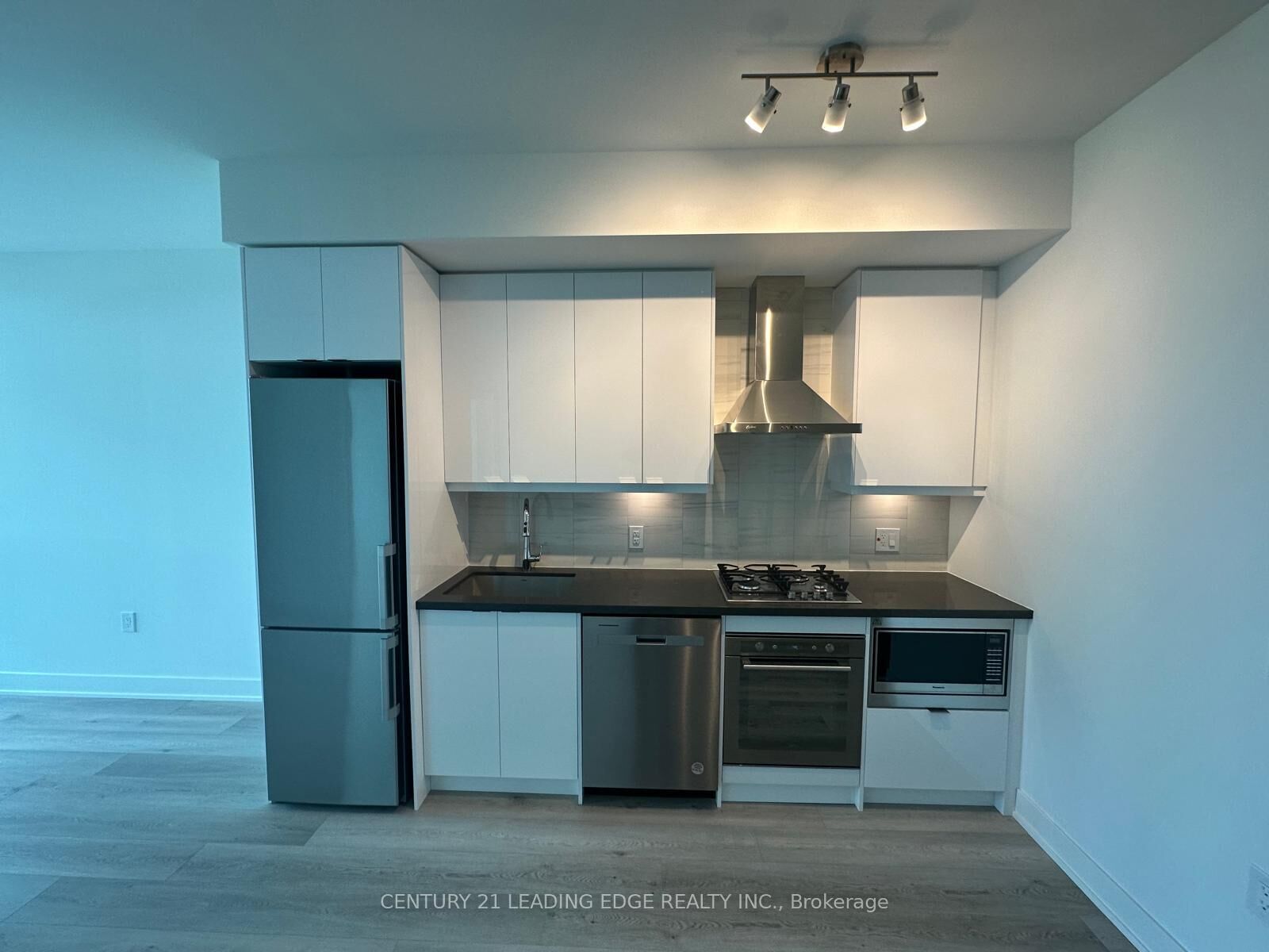 Property Photo:  11750 Ninth Line 626B  ON L4A 5G1 