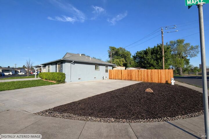 Property Photo:  139 Maple Street  CA 95688 