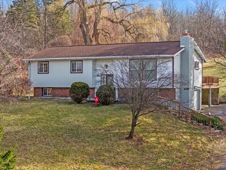 Property Photo:  109 Pine Tree Road  NY 14850 