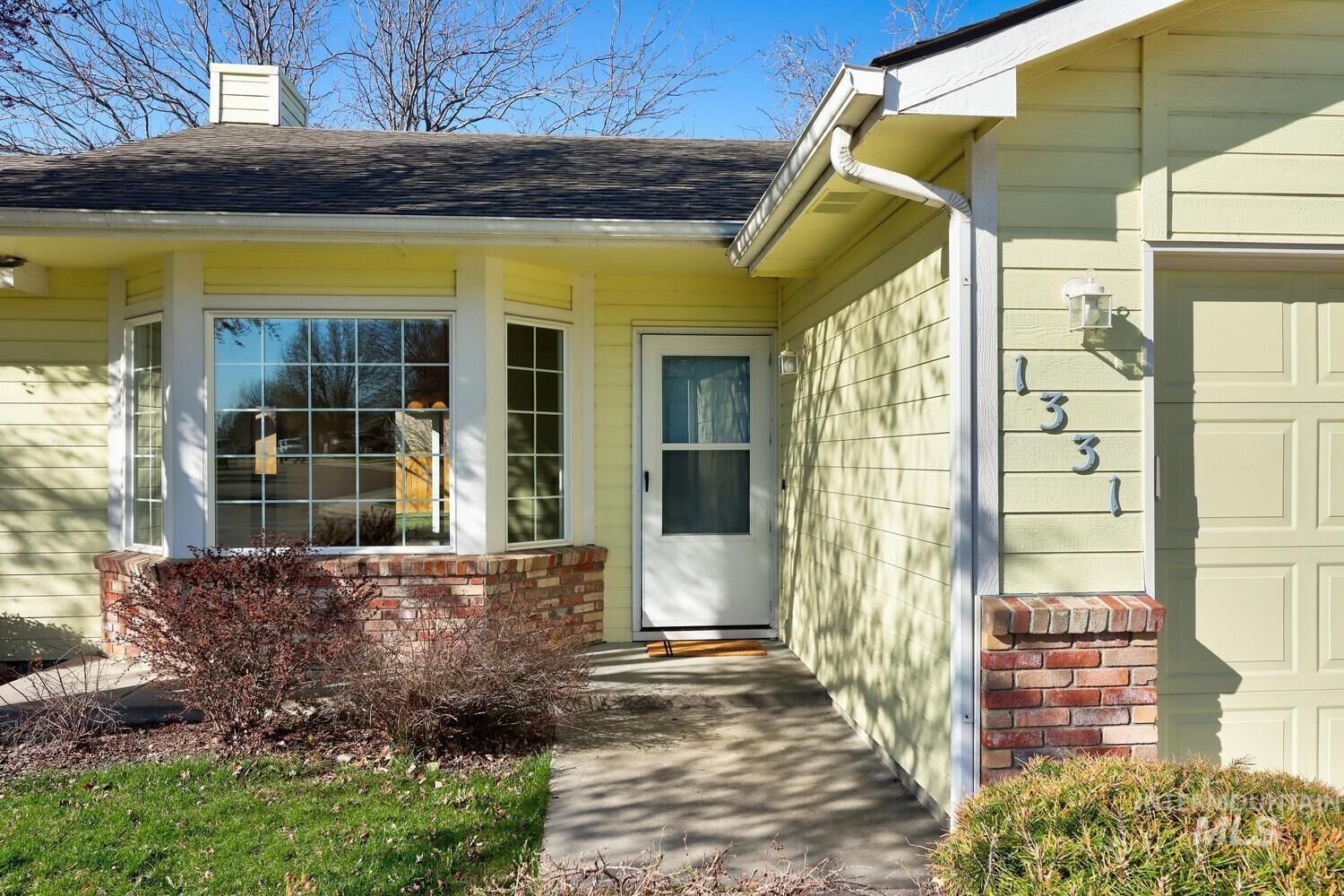Property Photo: 1331 N Sandlin Ave. ID 83642