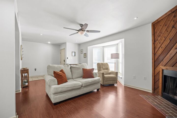 Property Photo:  1923 S Brightside Dr #C  LA 70820 