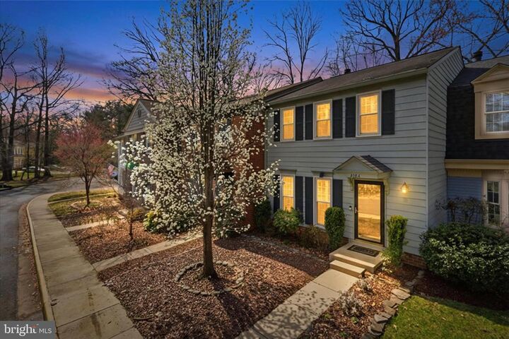 Property Photo:  2184 Pond View Court  VA 20191 