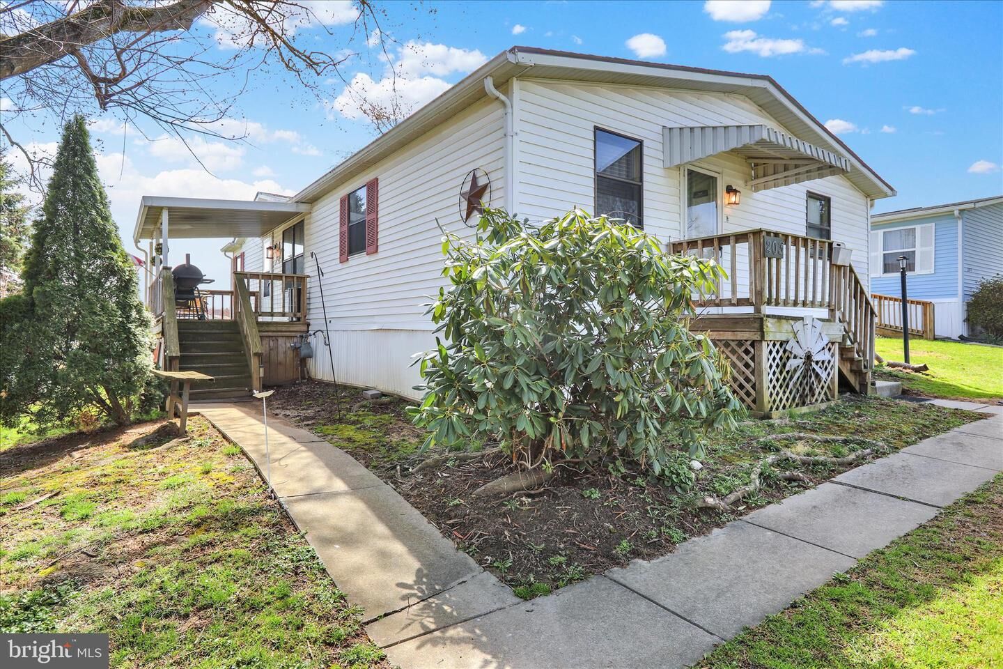 Property Photo:  203 Greyfield Drive  PA 17603 