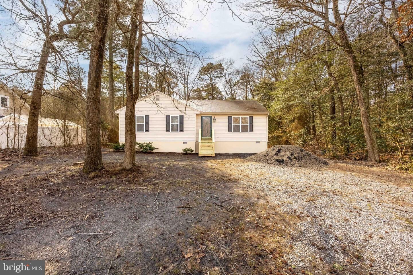 Property Photo: 25071 Ocean Gateway MD 21837
