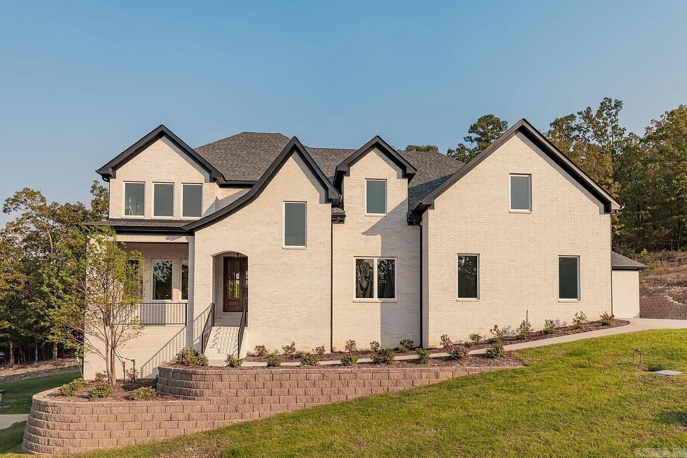 Property Photo: 19012 Waterview Meadow Lane AR 72135