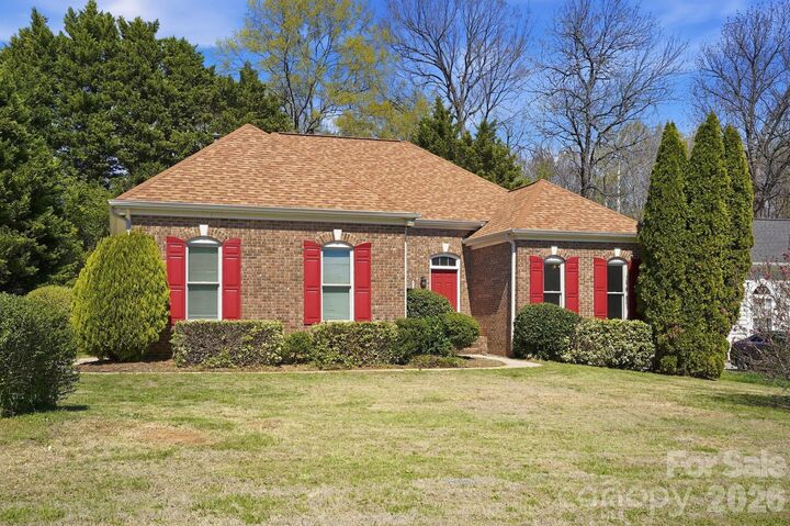 Property Photo:  9332 Broken Pine Lane  NC 28269 