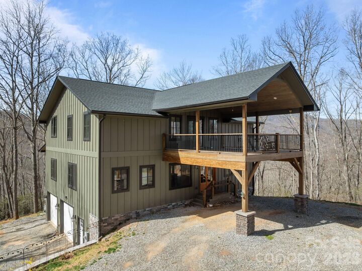 Property Photo:  215 Ridgeway Road  NC 28715 