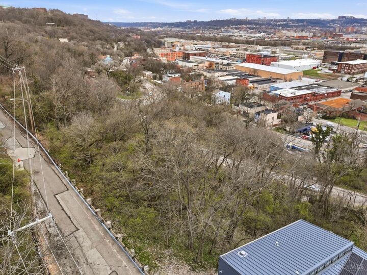 Property Photo: 2456 Maryland Avenue OH 45204