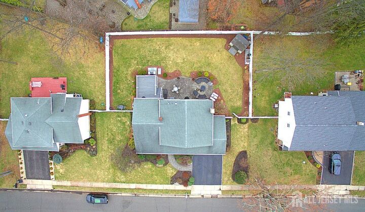 Property Photo:  19 Norton Street  NJ 08820 