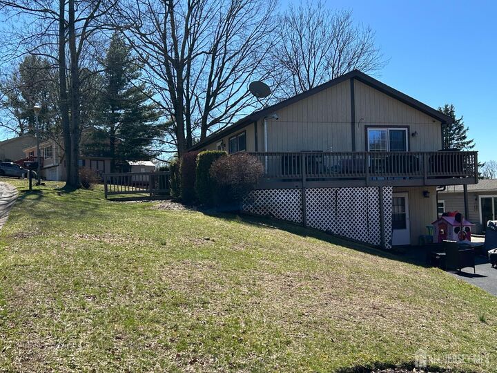 Property Photo:  2 King Hill Road  NJ 08829 