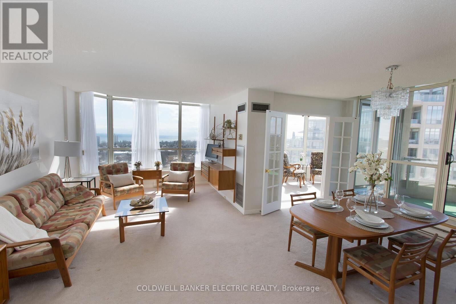 Photo de la propriété:  20 Guildwood Parkway 1413  ON M1E 5B6 