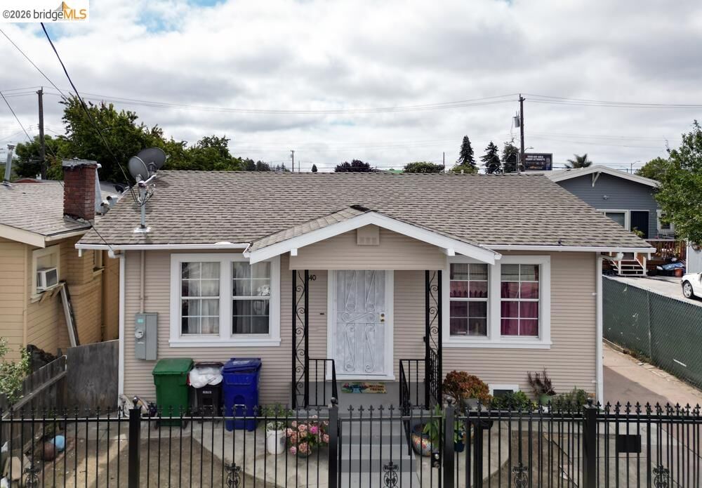Property Photo: 1440 76th Ave CA 94621