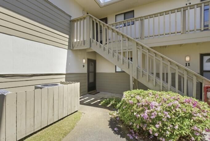 Property Photo:  64 Cross Creek Road # 9-B  FL 32550 