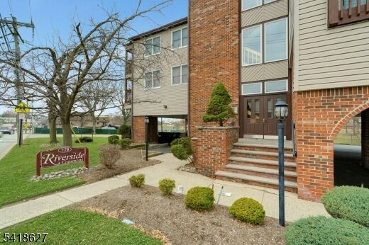 Property Photo:  779 Riverside Ave 104  NJ 07071 