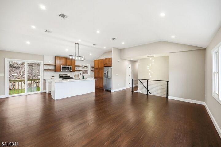 Property Photo:  550 Ramapo Valley Rd  NJ 07436 