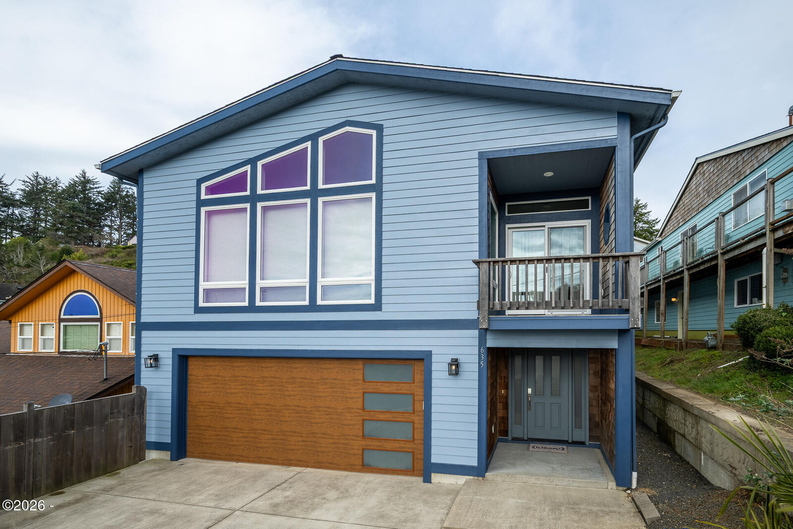 Property Photo:  635 SE 4th Street  OR 97365 