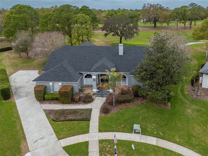 Property Photo: 5201 Silverado Way FL 33596