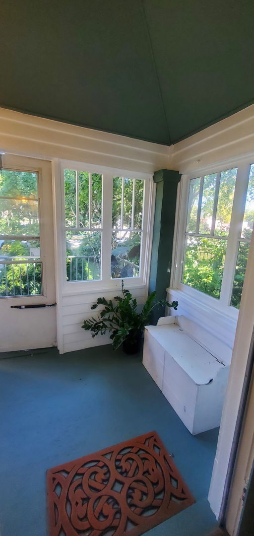 Property Photo:  1806 Colfax Street E  IL 60201 